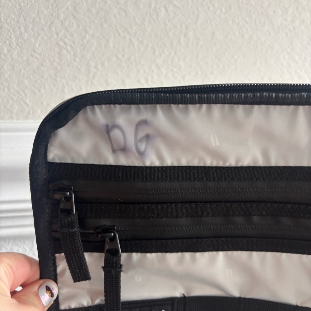 NOBULL Canvas Dufflepack - Picture 5 of 6